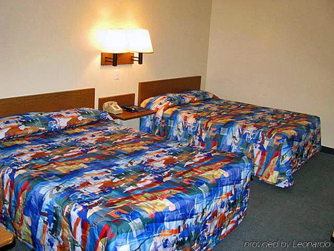 Rodeway Inn Emporia Dış mekan fotoğraf