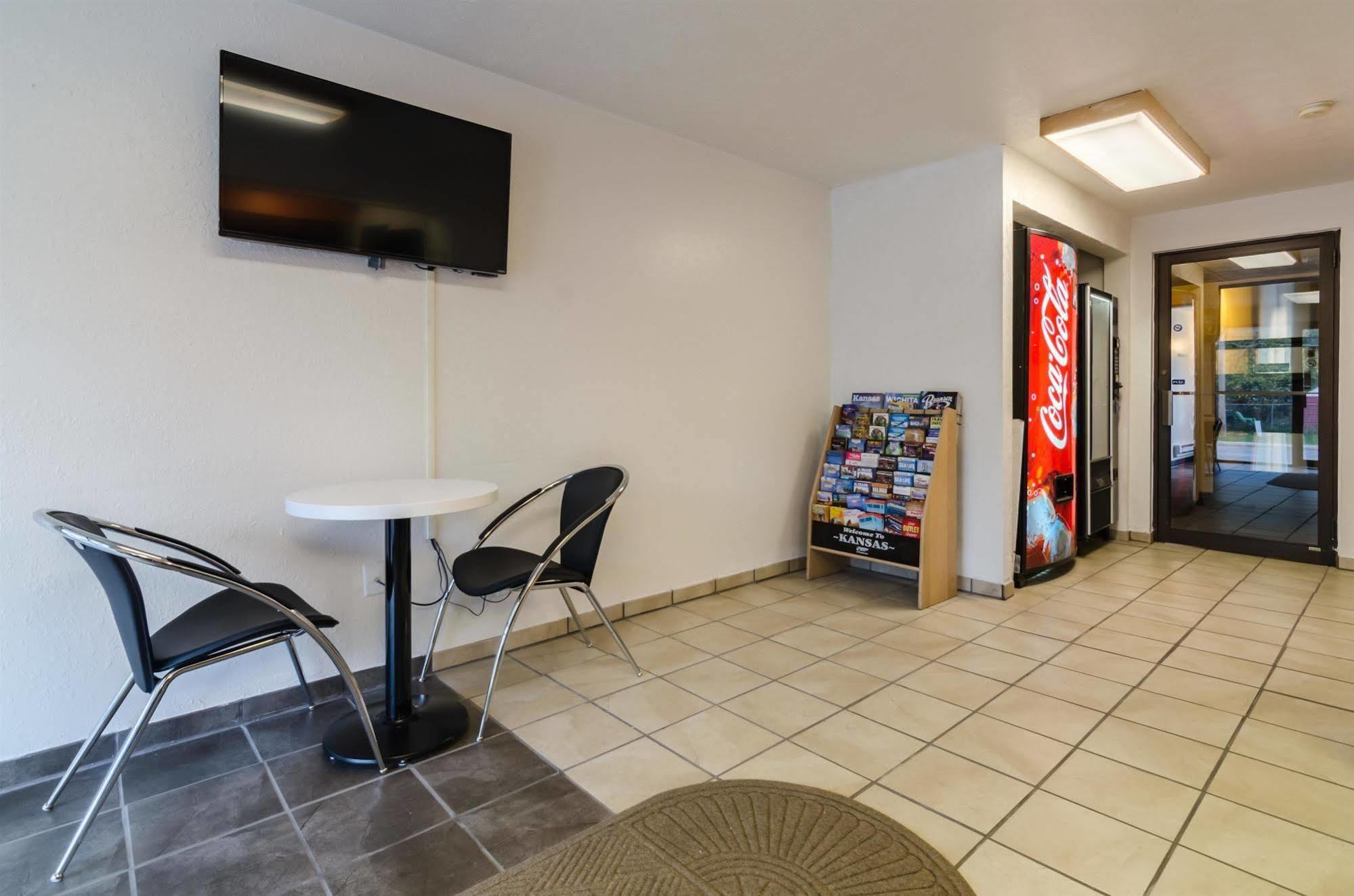 Rodeway Inn Emporia Dış mekan fotoğraf