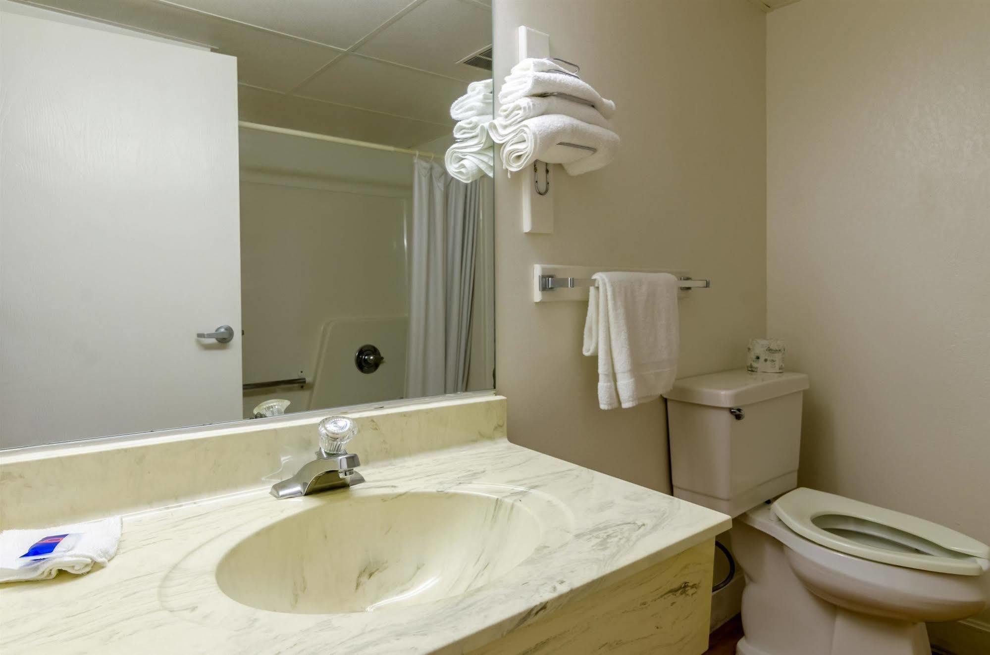 Rodeway Inn Emporia Dış mekan fotoğraf