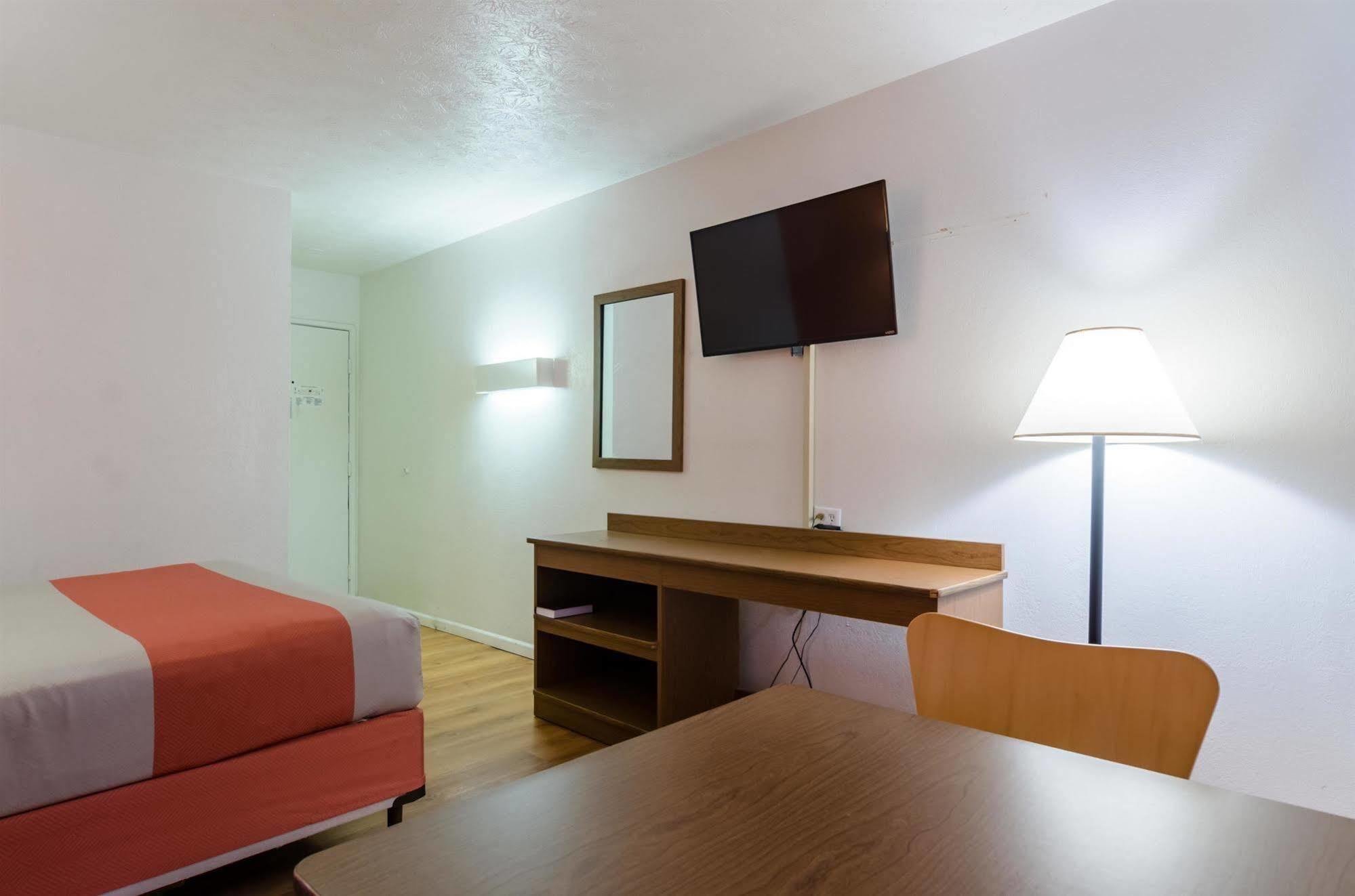 Rodeway Inn Emporia Dış mekan fotoğraf